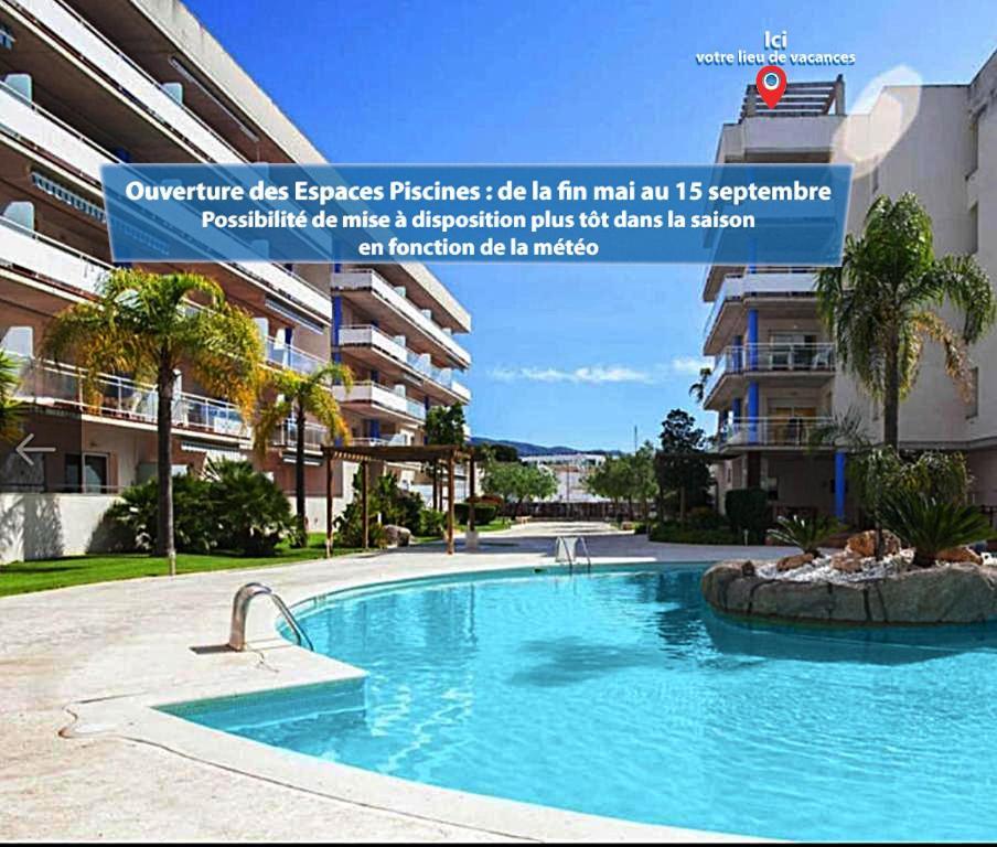 Superbe Avec Solarium Et Piscine Communautaire Roses